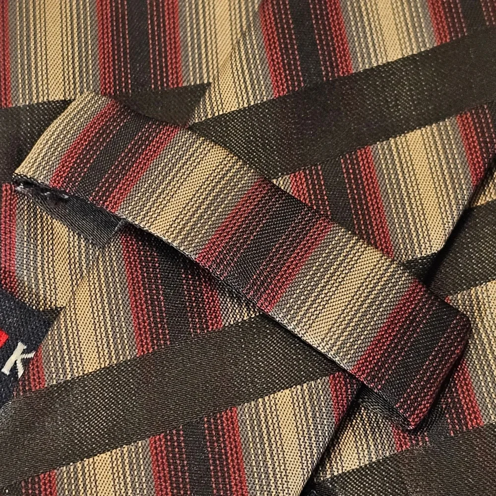 KNIGHTSBRIDGE TIE